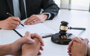   خلعتني زوجتي وتطالبني بقائمة المنقولات فهل لها ذلك؟