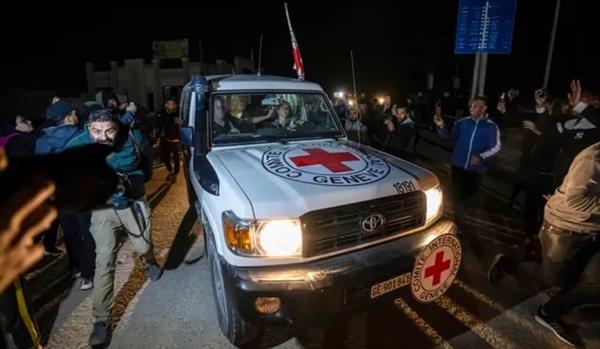 مصادر: سيتم خلال الـ60 يوما تبادل عدد من الأسرى الفلسطينيين مقابل نصف المحتجزين الإسرائيليين