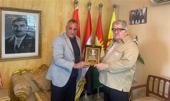  تكريم مسؤول مكتب الحزب الديمقراطي الكردستاني في القاهرة