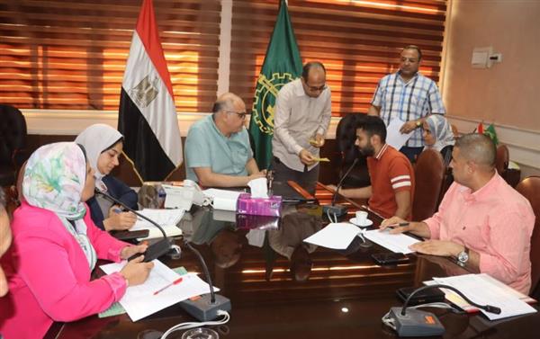 محافظ القليوبية يترأس لقاءً جماهيرياً لحل مشكلات المواطنين في بنها وكفر شكر وطوخ وقها