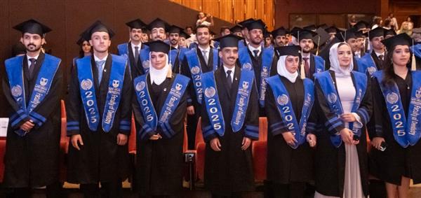 "كلية طب الأسنان جامعة الإسكندرية تحتفل بتخريج الدفعة 77 دفعة عام 2025"