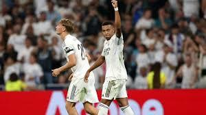   ريال مدريد يفتتح الدوري الإسباني بفوز صعب على أوساسونا