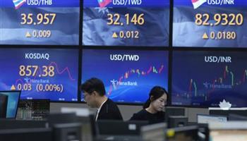   أسهم آسيا تتراجع بقيادة التكنولوجيا.. و"نيكي" يخسر 1.5%