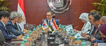   وزير الاستثمار يستقبل سفير كوريا الجنوبية بالقاهرة 