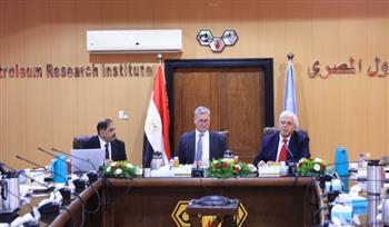   وزيرا التعليم العالي والبترول يترأسان اجتماع مجلس إدارة معهد بحوث البترول