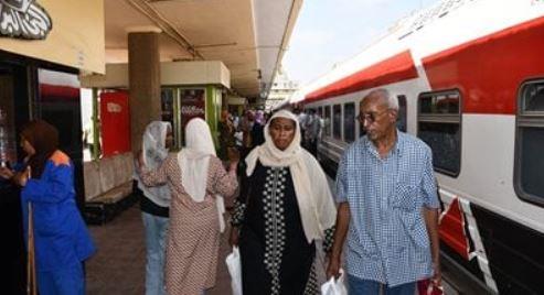 "السكة الحديد" تطلق القطار السادس لتسهيل العودة الطوعية للسودانيين إلى وطنهم