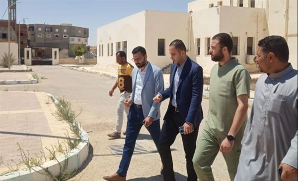 مطروح .. نائب وزير الصحة يتفقد مستشفى رأس الحكمة ويوجه بتذليل كافة المعوقات