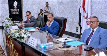 محافظ سوهاج: تشكيل لجنة لمراجعة أرصدة الجمعيات الزراعية