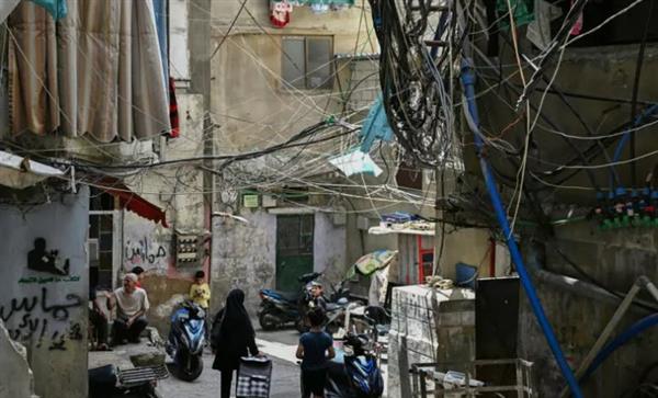 بدء أولى مراحل تسليم أسلحة المخيمات الفلسطينية في لبنان