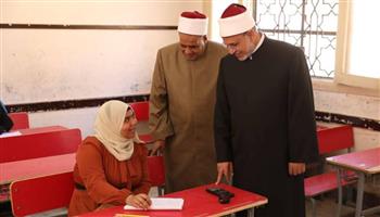   قيادات الأزهر يتابعون سير امتحانات الثانوية الأزهرية بالدور الثاني على مستوى الجمهورية