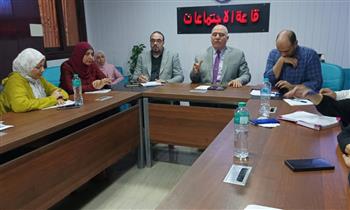   وكيل وزارة الصحة بالقليوبية يعقد اجتماعاً موسعاً مع مديري الإدارات الصحية