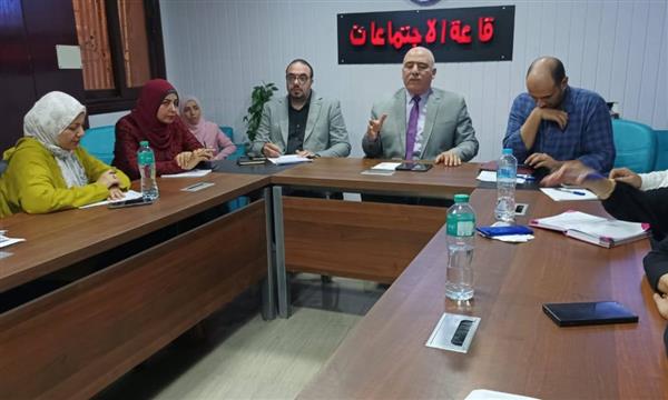 وكيل وزارة الصحة بالقليوبية يعقد اجتماعاً موسعاً مع مديري الإدارات الصحية