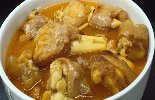 الكوارع والكولاجين.. سر النضارة بين الطبخ وحقن التجميل