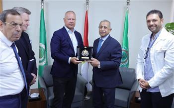 رئيس الأكاديمية العربية يستقبل وفد شركة بادما البولندية لبحث التعاون المشترك