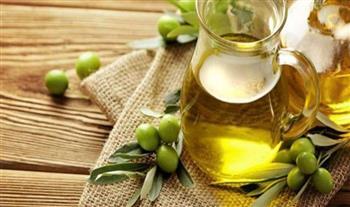 زيت الزيتون .. هل يفقد فوائده عند الطهي ؟ الإجابة قد تفاجئك !