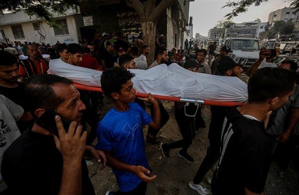 مقتل 68 شخصا جراء الغارات الإسرائيلية على قطاع غزة منذ فجر الجمعة