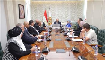    وزير العمل يستقبل وفدًا من ممثلي رجال الأعمال والجالية المصرية في إيطاليا 