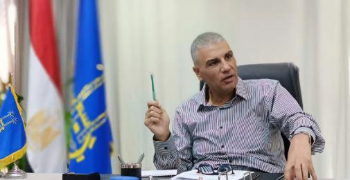 محافظ أسوان يوجه بتكثيف الجهود للتفتيش على أماكن تصنيع حلوى المولد