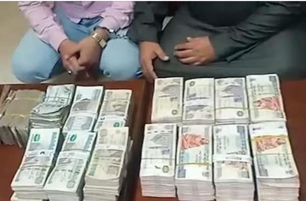 مسؤول كبير بقرية البضائع يستولي على 4 مليون جنيه قيمة تهريب بضائع جمركية