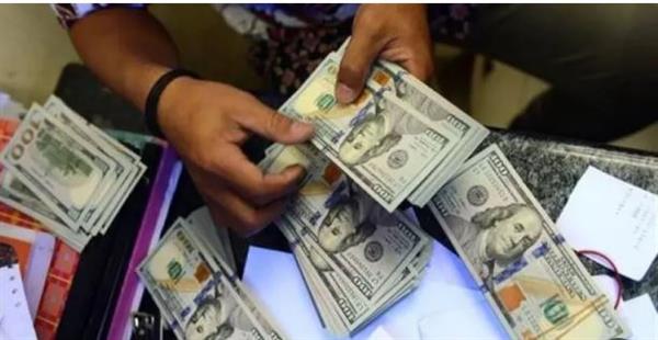 الأموال العامة تضبط قضايا إتجار بالنقد الأجنبي بقيمة 5 ملايين جنيه