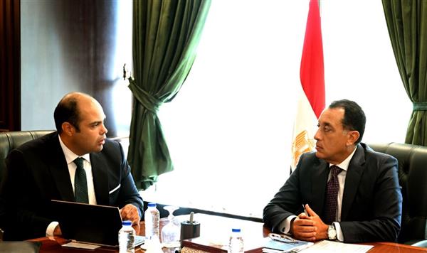 رئيس الوزراء يتابع مع رئيس جهاز حماية المنافسة عددا من ملفات العمل