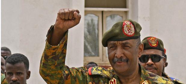 البرهان: سنثأر للشهداء ولكل الشعب السوداني من التمرد