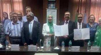   صيدلة القاهرة تحصل على تجديد شهادتى الأيزو للجودة وإدارة المؤسسات التعليمية
