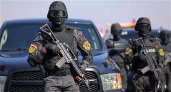   لحظات رعب.. سيارة طالب بالسويس تهدد المارة في زفاف