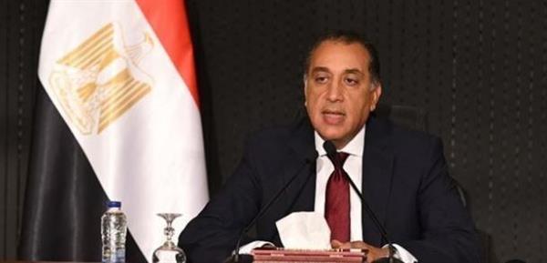 مدبولي يتابع جهود توفير المنتجات البترولية للصناعة والزراعة