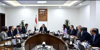   مدبولي يتابع موقف "سكن لكل المصريين"ومبادرة "بيتك في مصر" المقرر طرحها للمصريين بالخارج