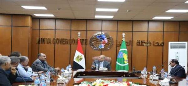 محافظ المنيا يناقش خطة التعليم لاستقبال العام الدراسي الجديد ويعلن دخول 24 مدرسة جديدة الخدمة