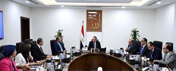   مدبولي يجتمع برئيس هيئة الرقابة المالية ورئيس البورصة في أول أيام عمل رئيسها الجديد