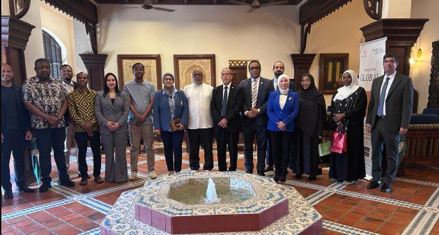 السفير لعجوزى يعقد جلسة عمل مع وزير الصحة في زنجبار لتعزيز التعاون العربي ـ الإفريقي
