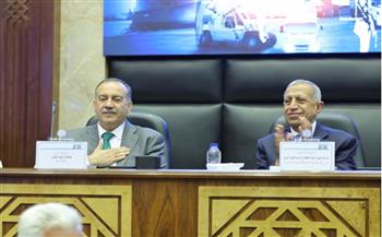   محافظ أسيوط يشارك في افتتاح مبنى كلية النقل الدولي واللوجستيات الجديد بالأكاديمية العربية 