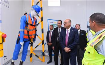   وزير العمل يزور موقع النحاس للمترو الجديد التابع لشركة اوراسكوم بالإسكندرية
