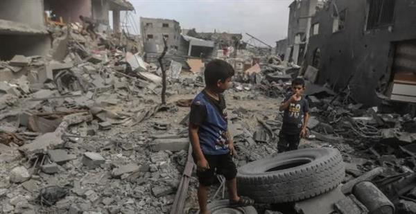 غارات إسرائيلية تحصد أرواح 21 فلسطينيًا منذ فجر اليوم في غزة