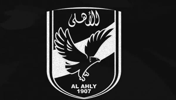 الأهلي ينعي اللواء وائل عزت رئيس جهاز ألعاب الماء