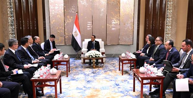 قمة منظمة شنغهاي: مدبولي يلتقي رئيس شركة CNCEC الصينية للبتروكيماويات