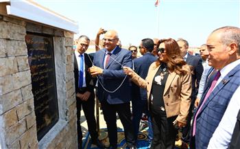   وزيرة التنمية المحلية تفتتح شارع نبوية موسي وكوبري مشاة بشبرا الخيمة
