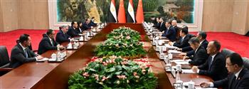   الرئيس الصيني يستقبل رئيس الوزراء في تيانجبن