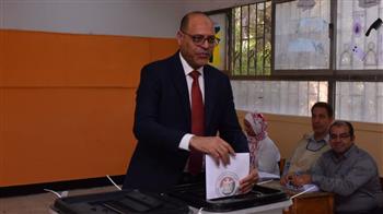  وزير العمل يُدلي بصوته في انتخابات الشيوخ 2025