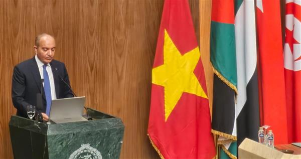 مندوب الأردن: زيارة رئيس فيتنام للجامعة العربية تجسّد عمق الصداقة وتعزز التعاون العربي الفيتنامي