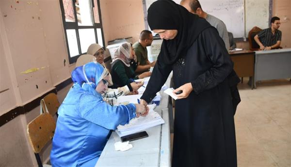 انتخابات الشيوخ.. الحاجة حسنية: "مفوتش أي انتخابات منذ تولي الرئيس السيسي الحكم"