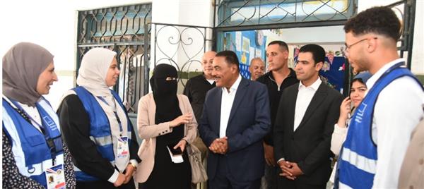 شعيب يتفقد اللجان الانتخابية بمرسى مطروح