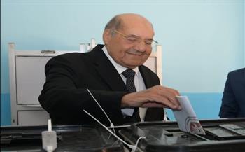 رئيس "الشيوخ" يدلي بصوته في انتخابات مجلس الشيوخ ويدعو المواطنين للمشاركة