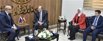   رئيس هيئة الدواء المصرية يستقبل سفير الفلبين لبحث تعزيز التعاون المشترك