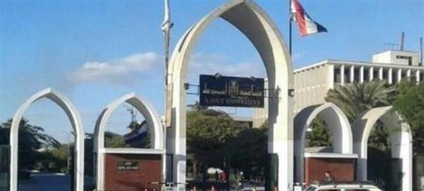 جامعة أسيوط تعقد اجتماعًا تنسيقيًا مع "حياة كريمة" لتعزيز التعاون في القوافل الطبية
