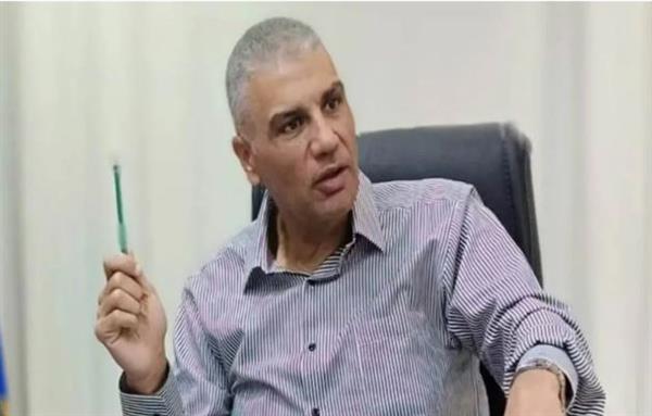 محافظ أسوان يتابع إقبال المواطنين على اللجان باليوم الثاني لانتخابات الشيوخ