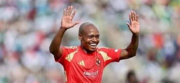 شوبير يكشف حقيقة انضمام بيرسي تاو للزمالك
