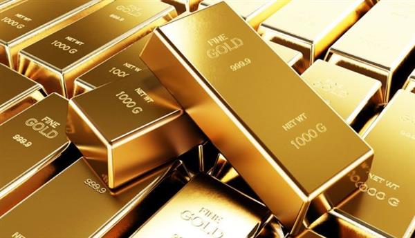 ارتفاع طفيف في أسعار الذهب بفعل تهديدات جمركية أمريكية جديدة